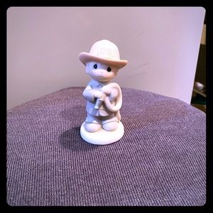 Precious Moments Figurine